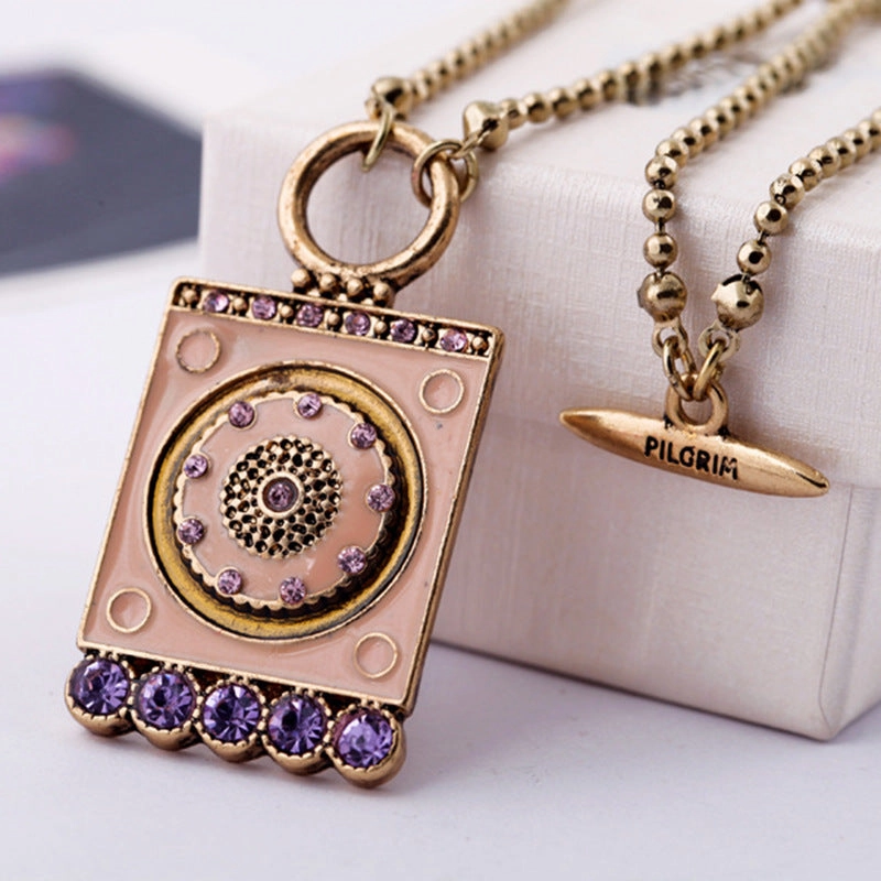 Wholesale Alloy Square Necklace