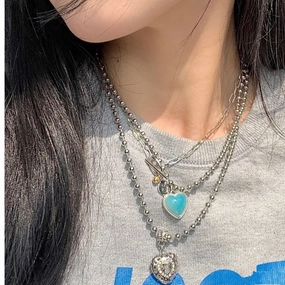 Wholesale Angel jelly love hollow diamond heart necklace titanium steel fashionable clavicle chain for women