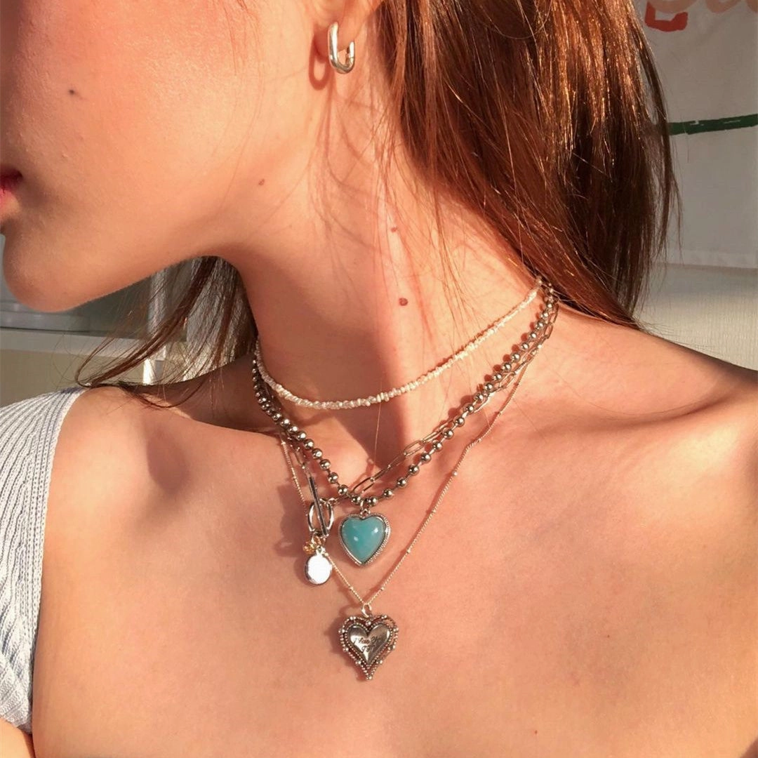 Wholesale Angel jelly love hollow diamond heart necklace titanium steel fashionable clavicle chain for women