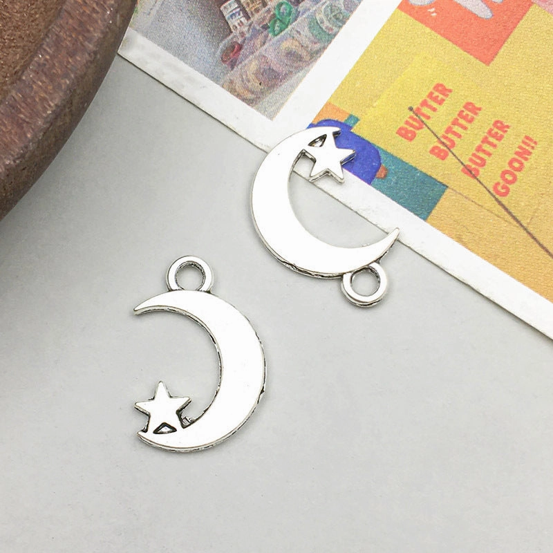 Wholesale Antique Silver Alloy Retro Simulation Star, Moon, Sun DIY Pendant