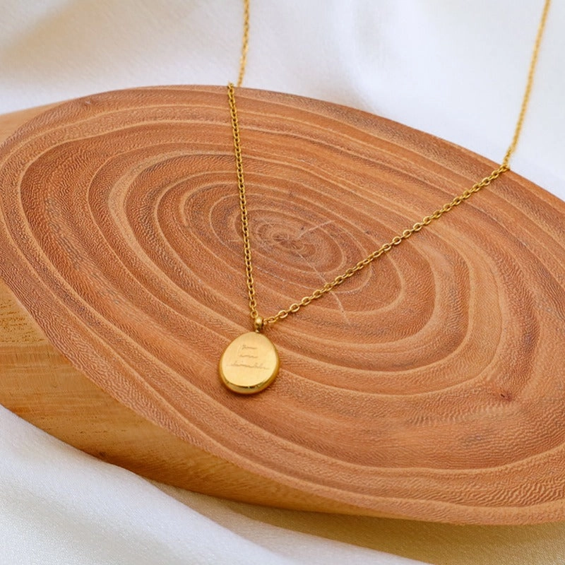 Wholesale Antique Style Titanium Steel Gold-plated European and American Fashionable Temperament Necklaces