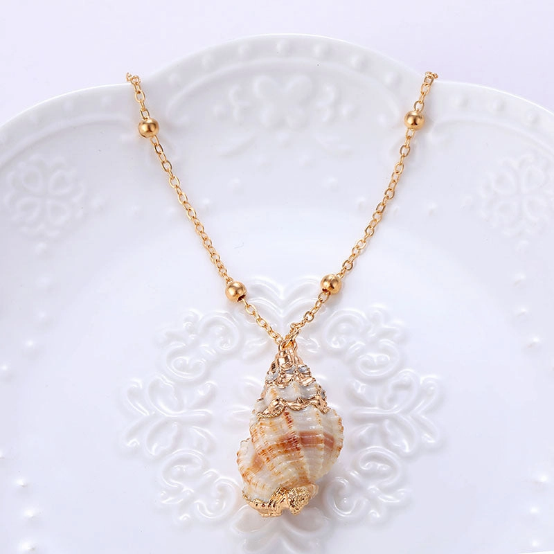 Wholesale Beach Conch Shell Pendant Fashion Necklace