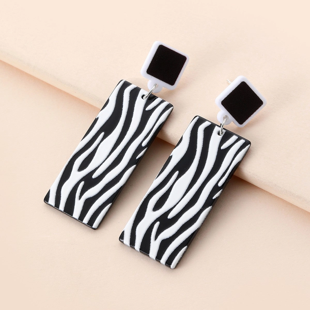 Wholesale Black & White Stripes Acrylic Earrings