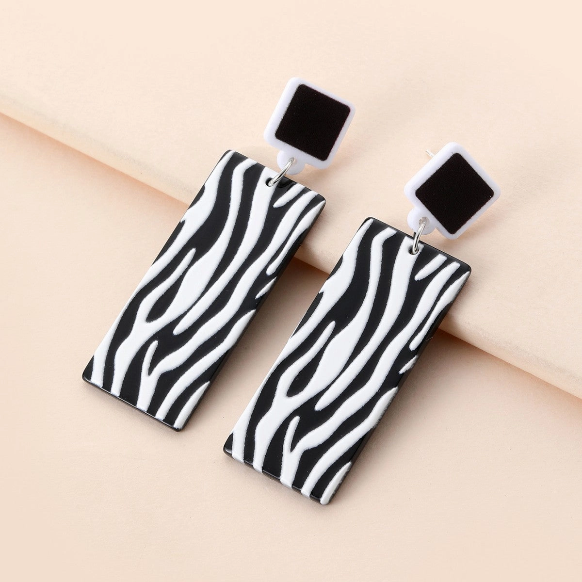 Wholesale Black & White Stripes Acrylic Earrings