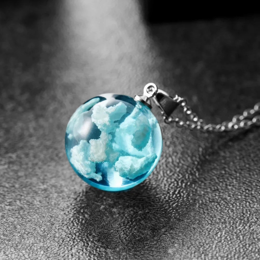 Wholesale blue sky white clouds Mori transparent spherical resin pendant European and American style creative necklace