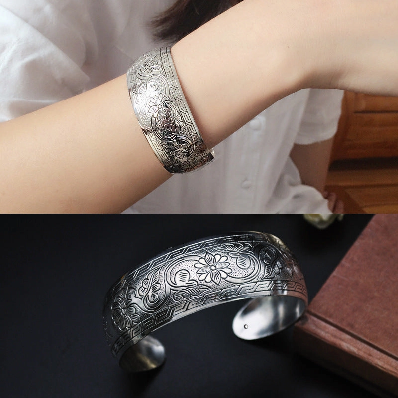 Wholesale  Bohemian Flower Teng Ancient Miao Silver Bracele Retro Wide Tibetan Silver Bracelet