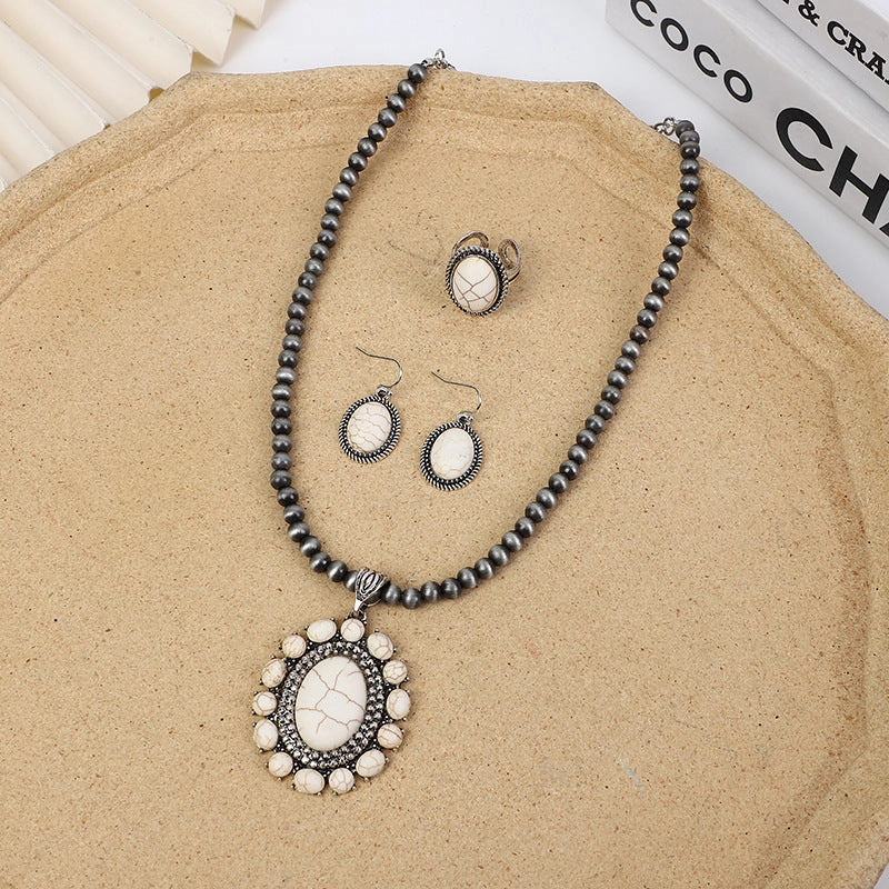 Wholesale Bohemian New Retro Round Flower Turquoise Pendant