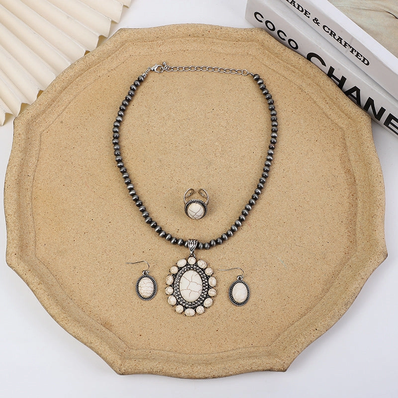 Wholesale Bohemian New Retro Round Flower Turquoise Pendant