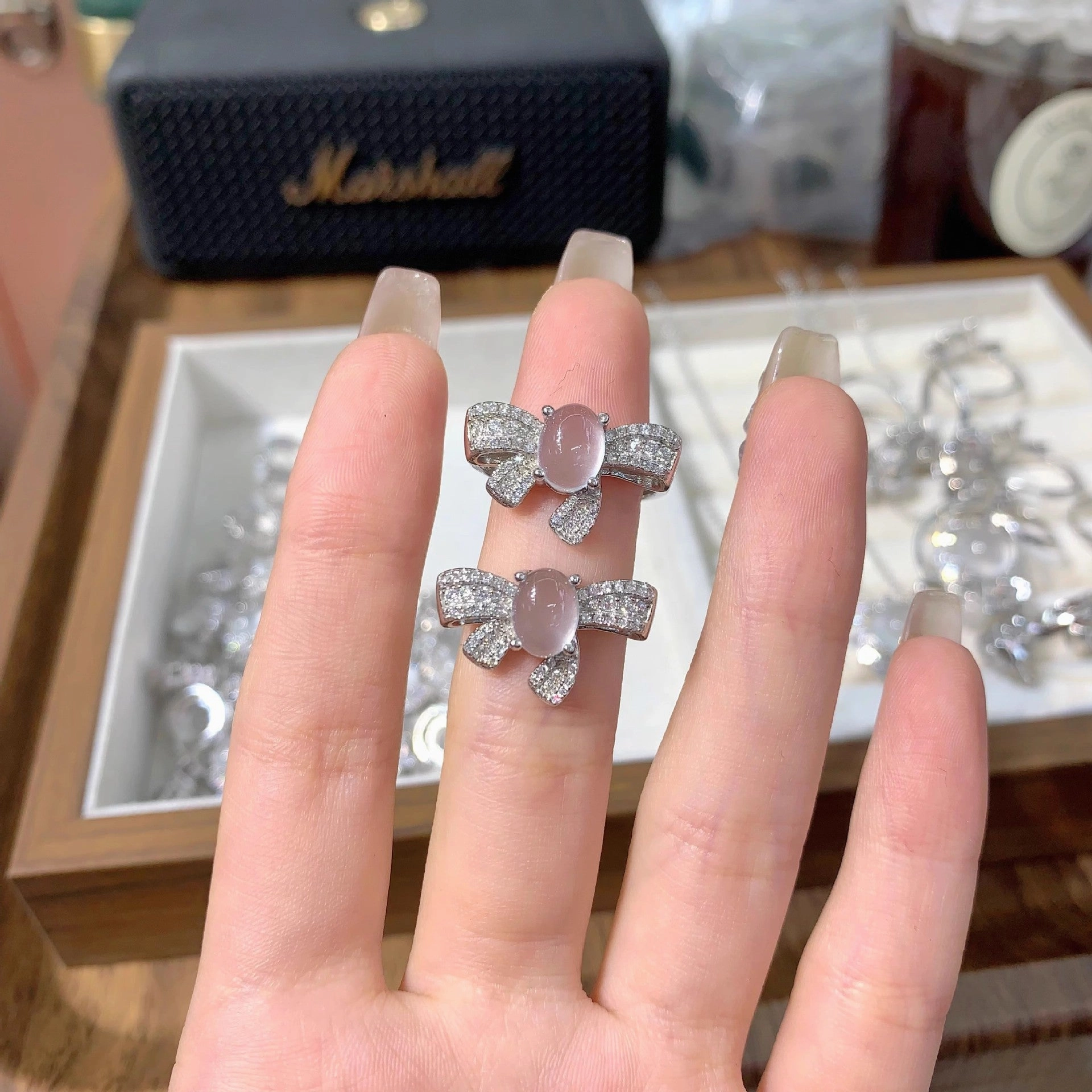 Wholesale Bow Egg-shaped Ring