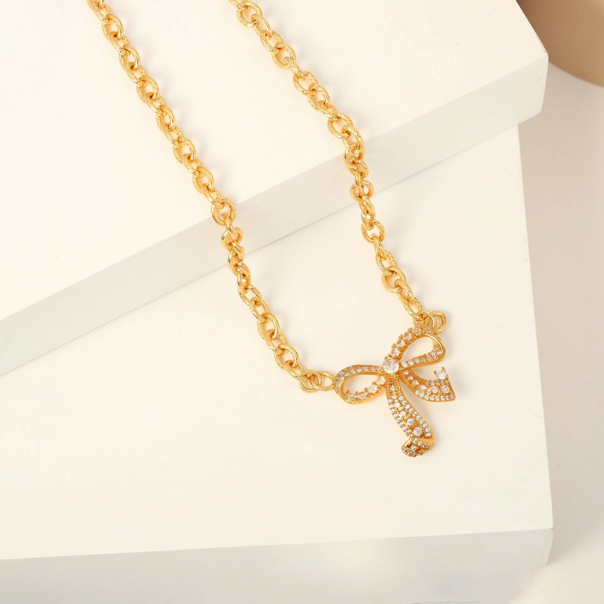 Wholesale Bow Inlaid Zirconia Fashion Necklace