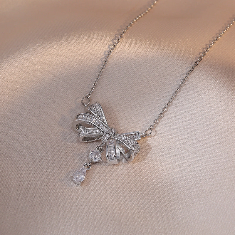 Wholesale Bowknot Phantom Water Drop Hollow Fan-shaped Diamond Pendant Clavicle Necklace