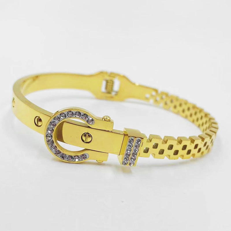 Wholesale Buckle Hollow Titanium Steel Rose Gold Bracelet