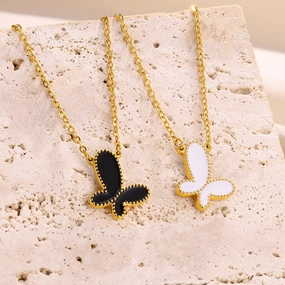 Wholesale Butterfly Black Mother-of-Pearl Necklace Clavicle Chain 18k Gold Pendant