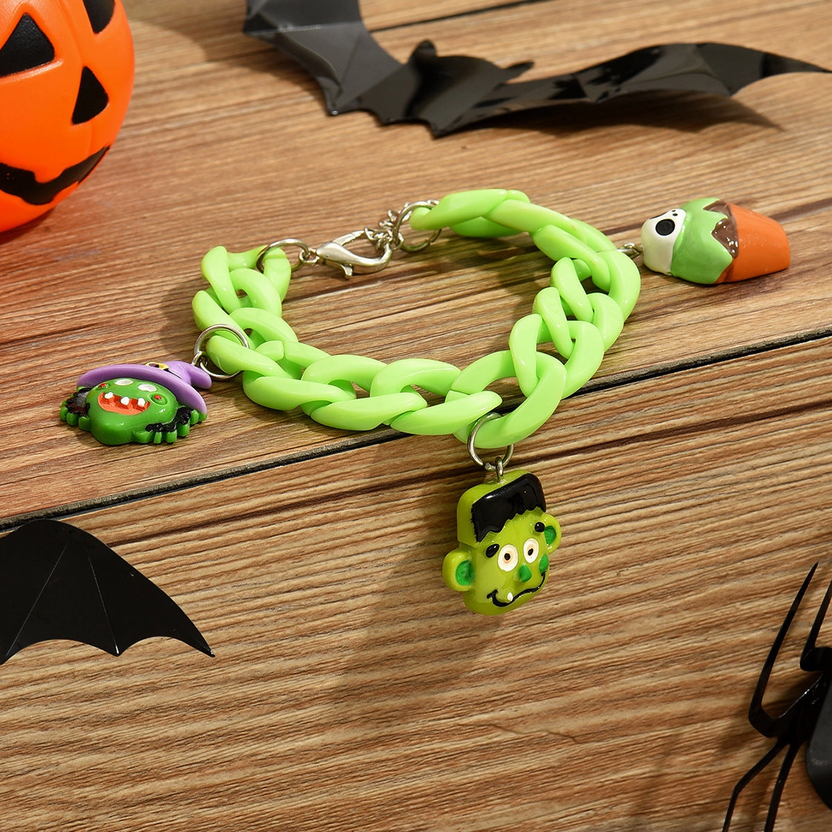 Wholesale Cartoon Acrylic DIY Vampire Skull Halloween Plastic Bracelet