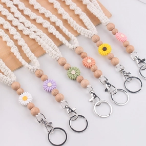 Wholesale Cartoon Little Daisy Handmade Woven Keychain