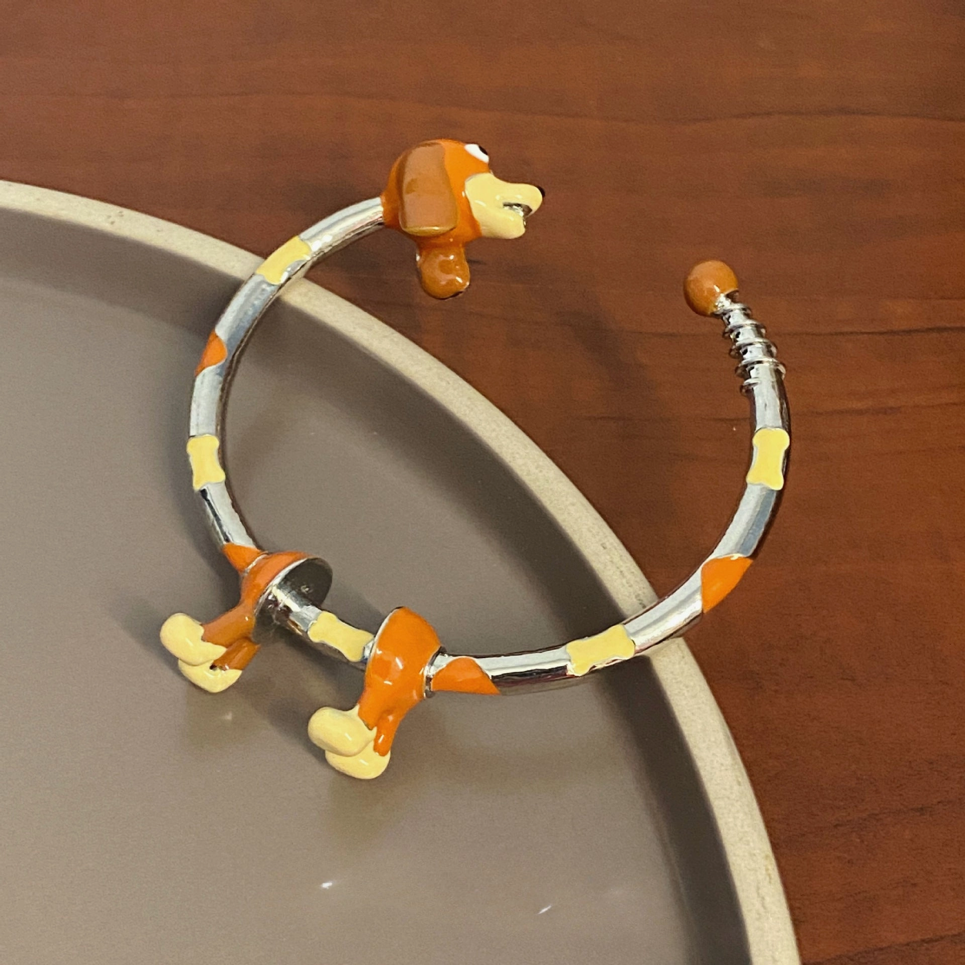 Wholesale Cartoon Spring Dog Bracelet for Female Dogs