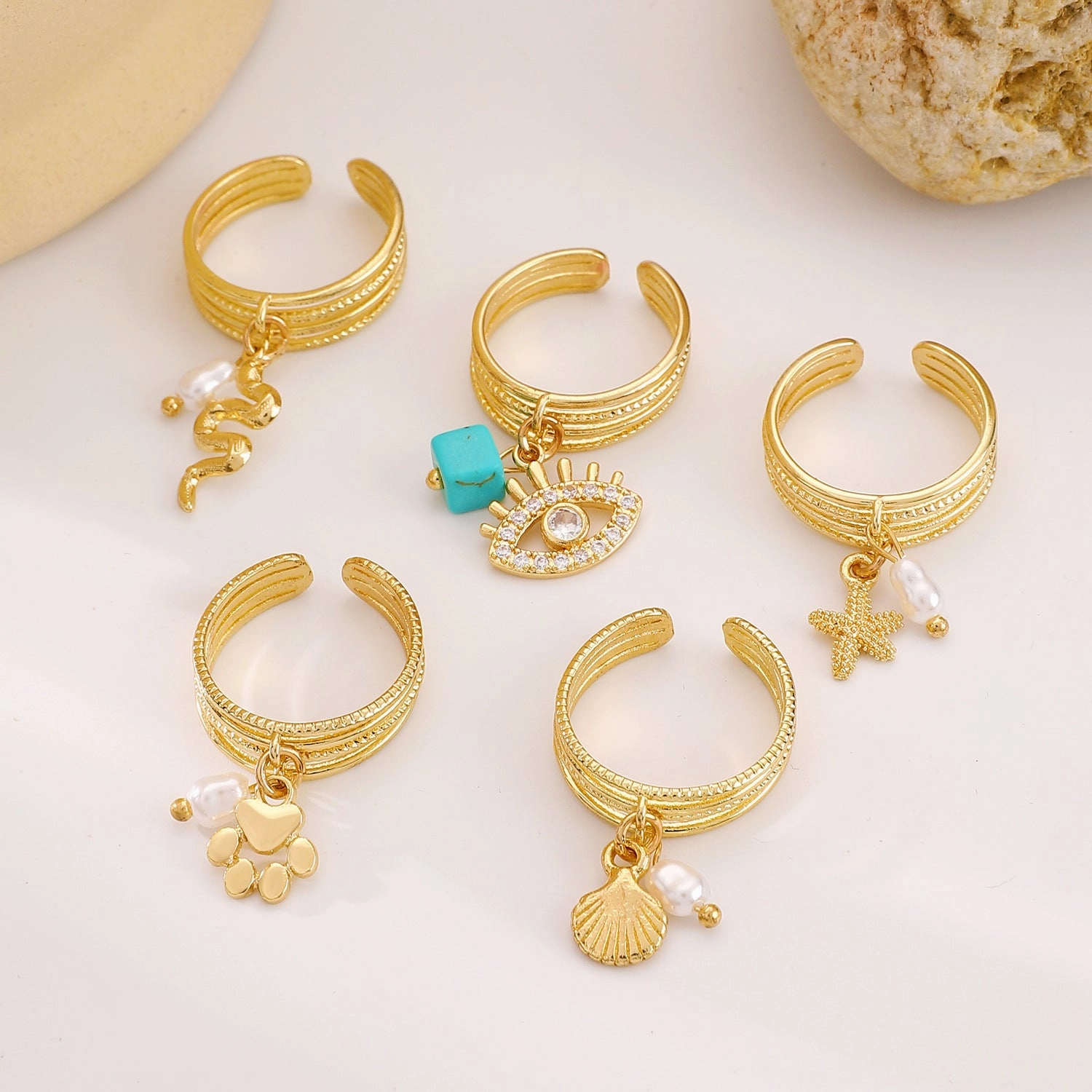 Wholesale Cat's Paw Zircon Pendant Ring