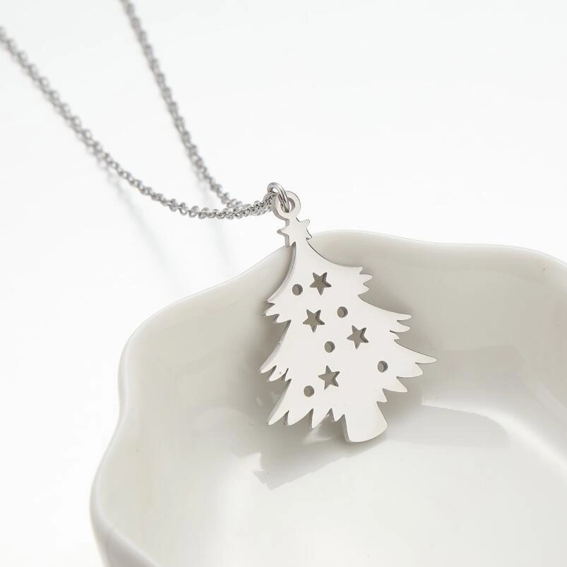 Wholesale Christmas Necklace Hollow Star Geometric Clavicle Stainless steel Chain