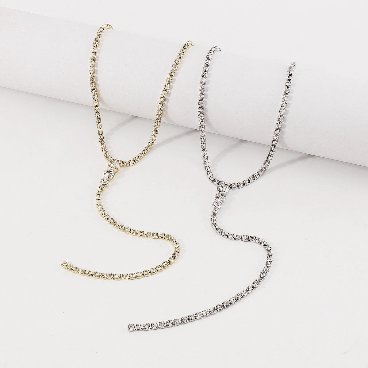 Wholesale Claw Chain Full Diamond Y-shaped Vintage Necklace