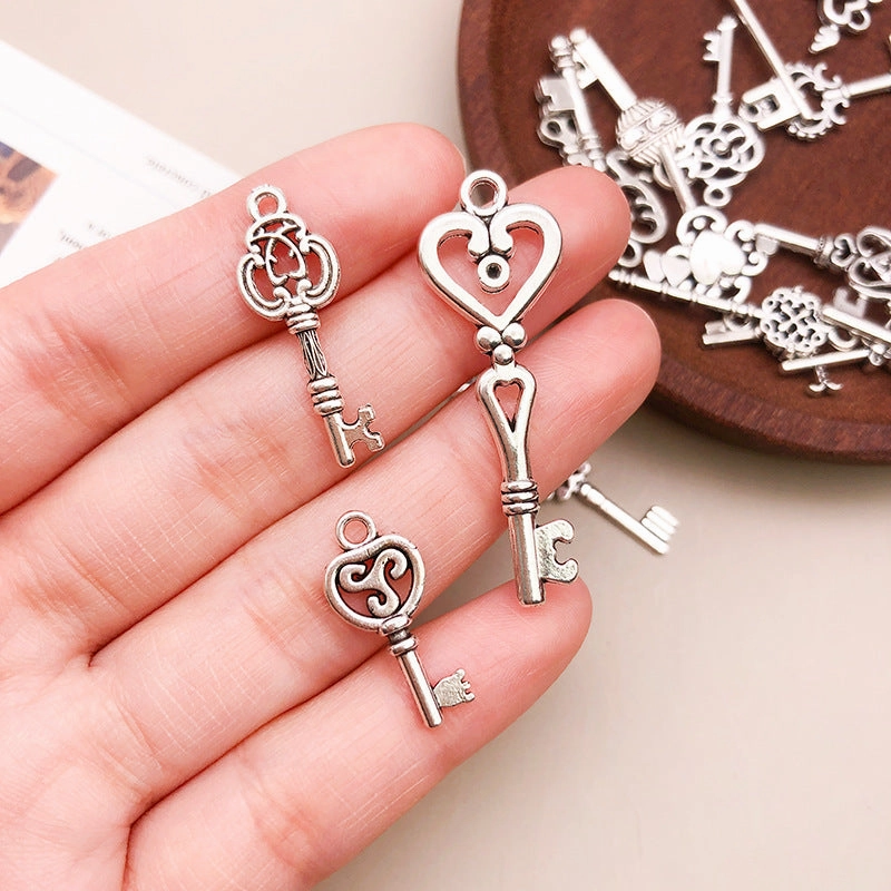 Wholesale Clover Love Small Key Alloy Handmade Beaded Necklace Bracelet Pendant