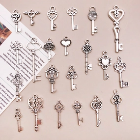 Wholesale Clover Love Small Key Alloy Handmade Beaded Necklace Bracelet Pendant