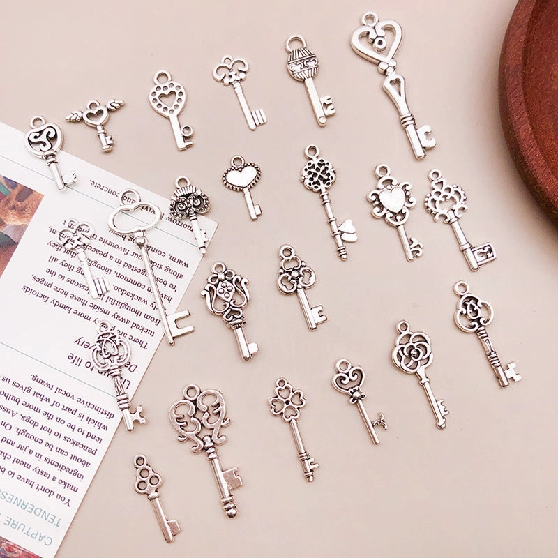 Wholesale Clover Love Small Key Alloy Handmade Beaded Necklace Bracelet Pendant