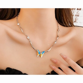 Wholesale Colorful Diamond Butterfly Personality Fashion Light Luxury High-end Titanium Steel Clavicle Necklace