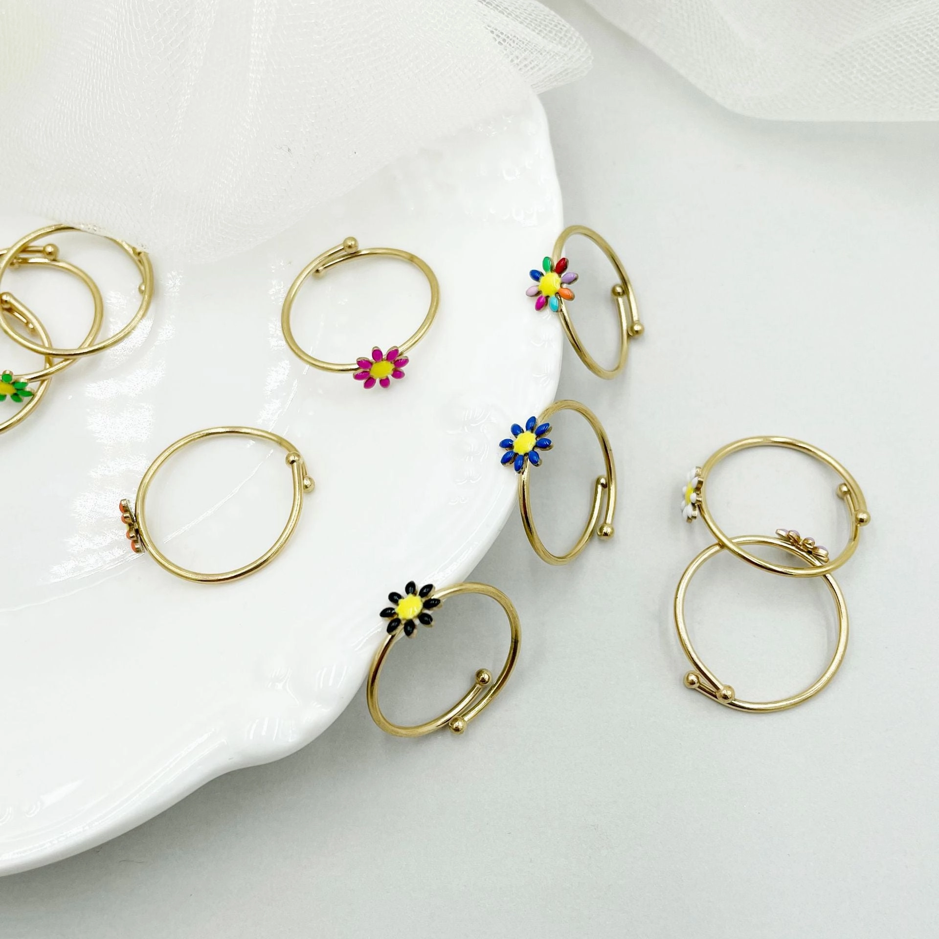 Wholesale Colorful Oil Drip Sunflower Adjustable Titanium Steel Ring