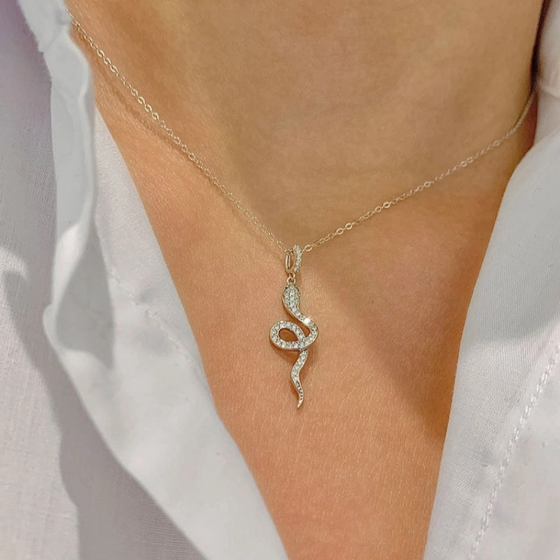 Wholesale Copper Niche Design Light Luxury Snake Clavicle Necklace