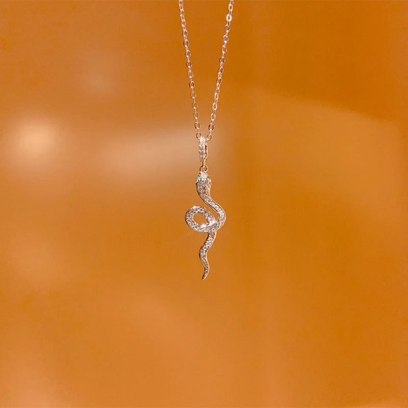 Wholesale Copper Niche Design Light Luxury Snake Clavicle Necklace