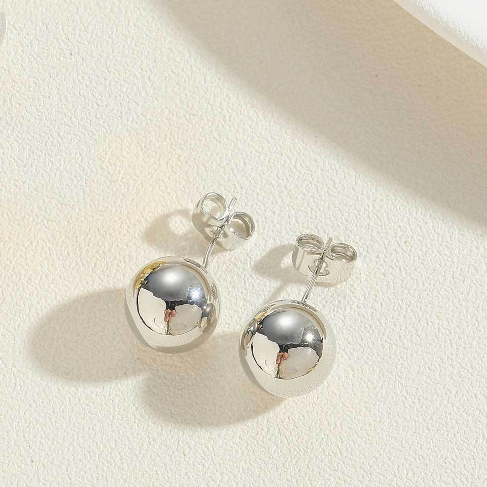 Wholesale Copper Plated 14K Simple Fashionable Glossy Round Stud Earrings
