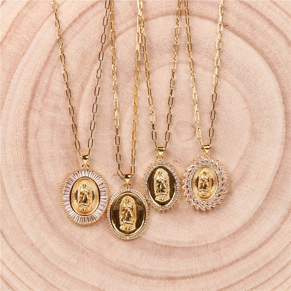 Wholesale Copper Thick Chain Round Card Diamond Creative Necklace
