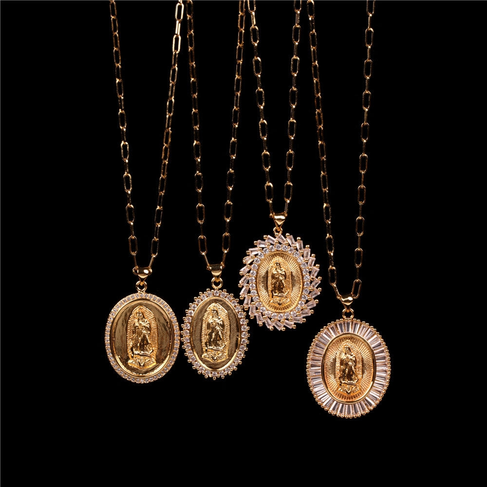 Wholesale Copper Thick Chain Round Card Diamond Creative Necklace
