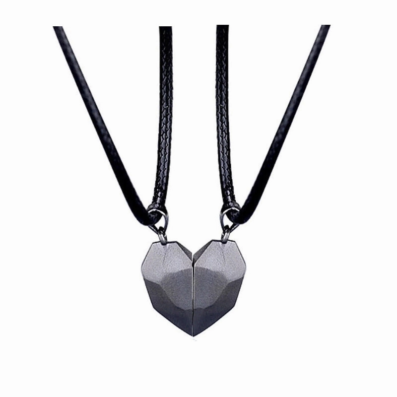 Wholesale Couple Love Necklace Magnet Wishing Stone Pendant Broken Heart Clavicle Chain Heart Shaped Necklaces