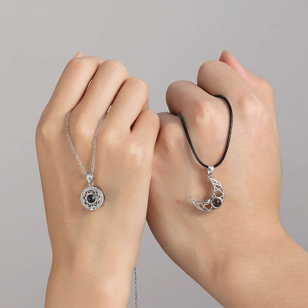 Wholesale Couple Projection Magnetic Attraction Pendant Clavicle Chain