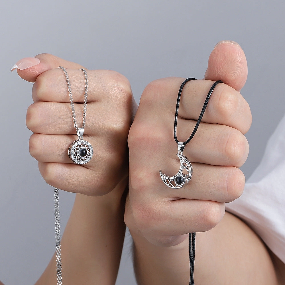 Wholesale Couple Projection Magnetic Attraction Pendant Clavicle Chain