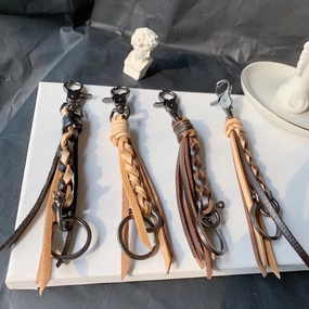 Wholesale Cowhide Woven Waist Hanging Minimalist Keychains