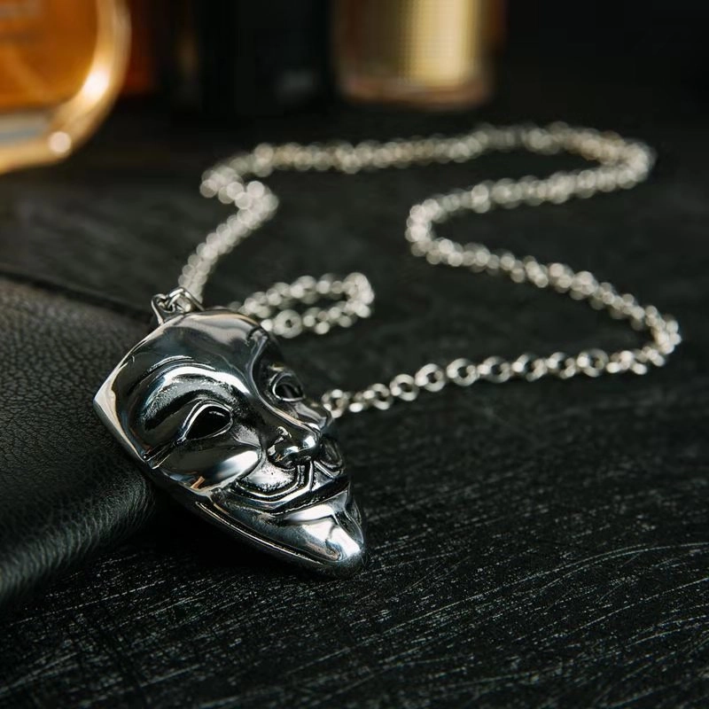 Wholesale Creative Maple Leaf Tags Men's Pendant Necklace
