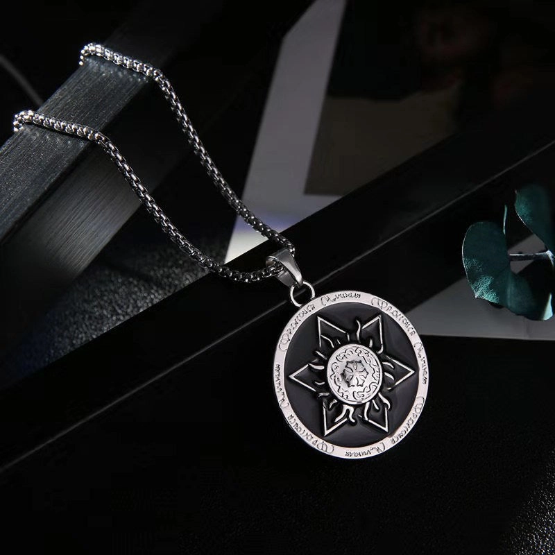 Wholesale Creative Maple Leaf Tags Men's Pendant Necklace