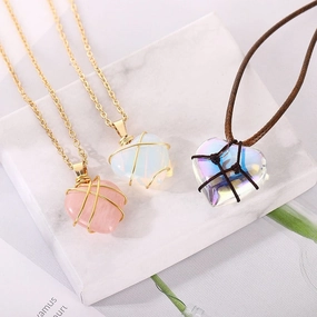 Wholesale Crystal Heart Diamond Castle Princess Necklace