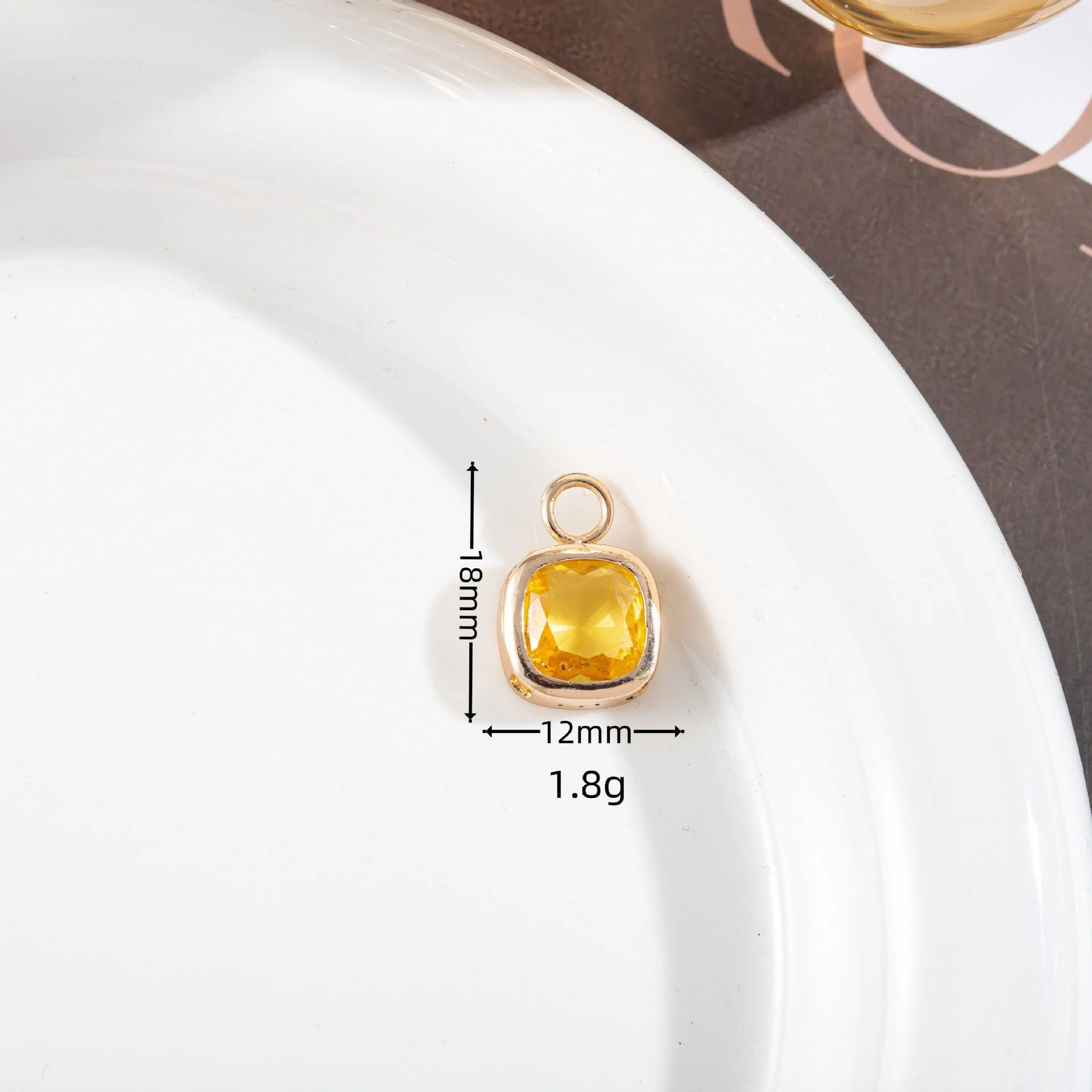 Wholesale Crystal Sugar Cube Pendant Accessories