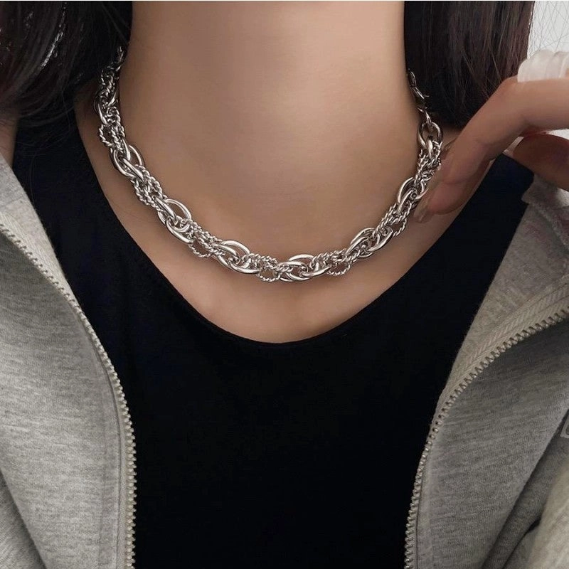 Wholesale d Heavy Work Metal Necklace Vintage Thick Chain Silver Accessory Collarbone Chain