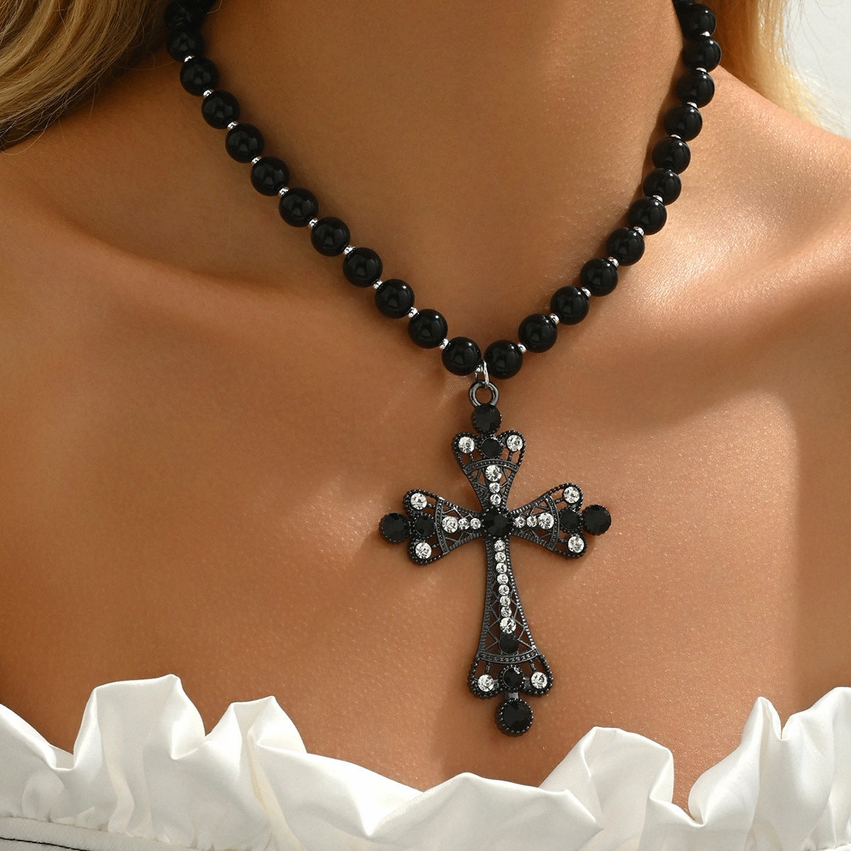 Wholesale Dark Punk Gothic Imitation Pearl Beaded Diamond Exaggerated Cross Necklace