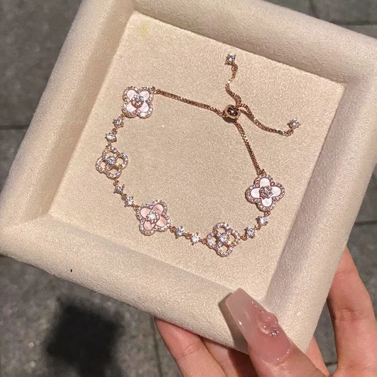 Wholesale Daughter Elegant Niche All-match Fashion Bracelet OLY Exclusive