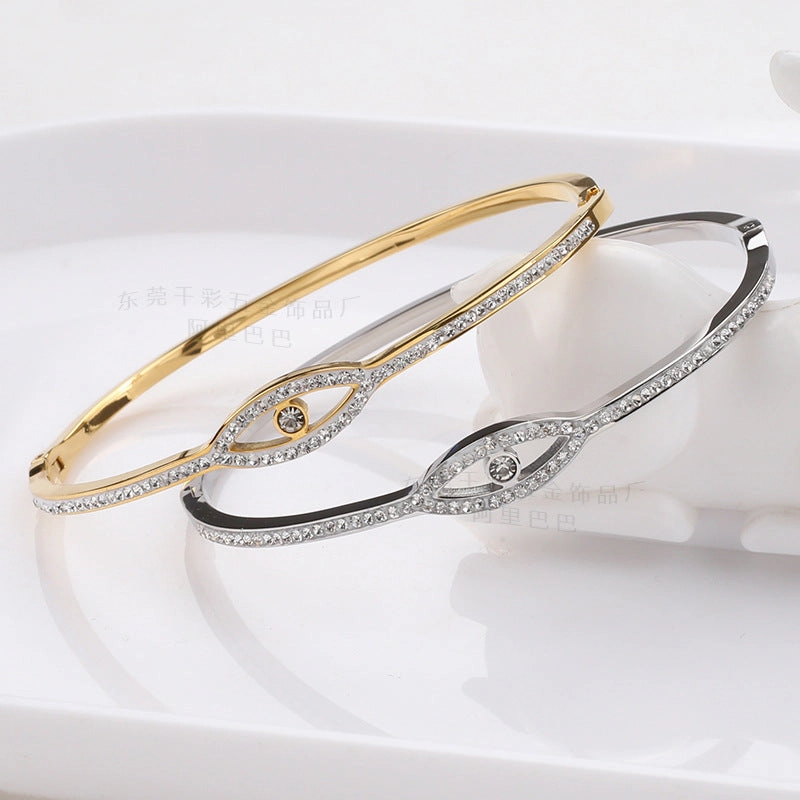 Wholesale Devil Eye Titanium Steel Diamond Bracelet