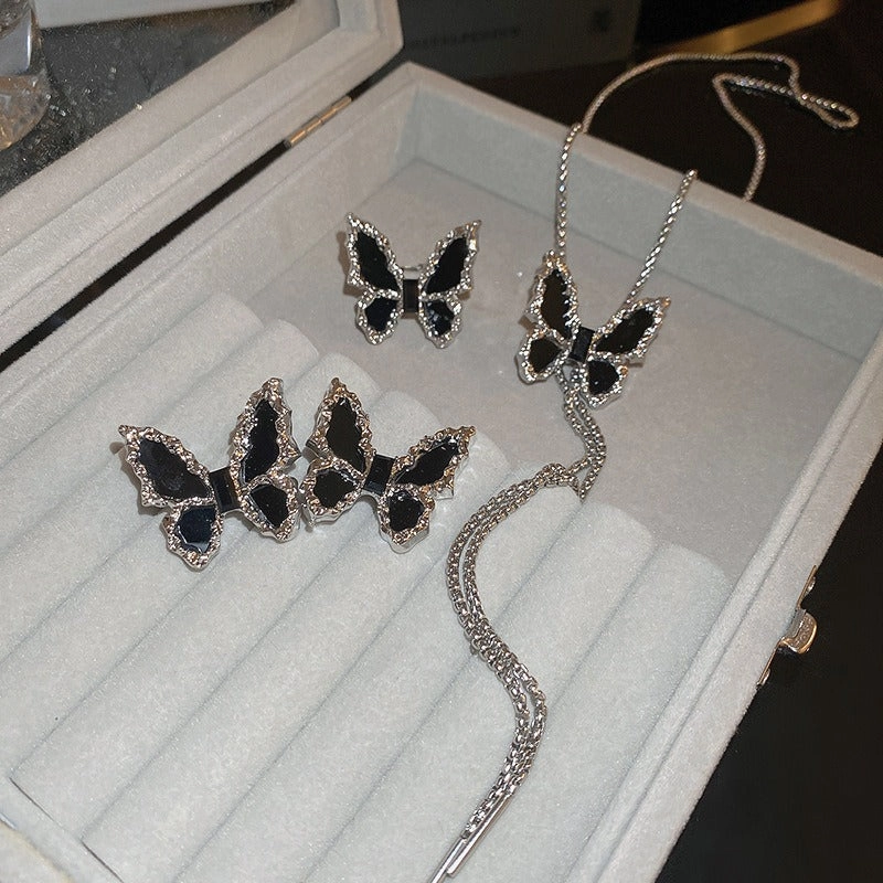 Wholesale Diamond Butterfly Chain Drawstring Necklace Earrings Ring Set