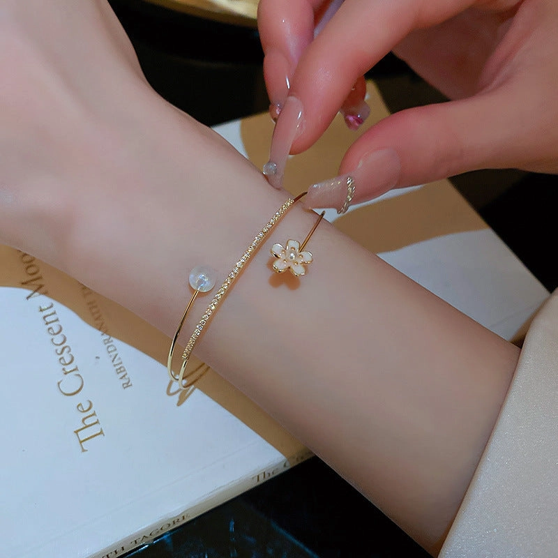 Wholesale Diamond Inlaid Metal Bracelets