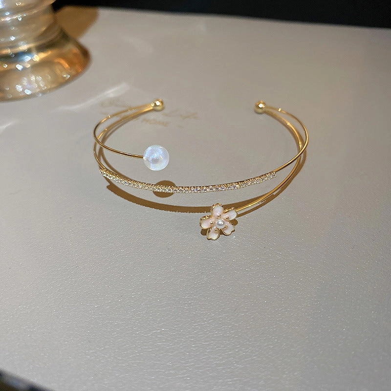 Wholesale Diamond Inlaid Metal Bracelets