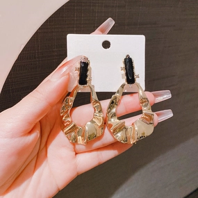 Wholesale Diamond-studded metal irregular pleated geometric Earrings