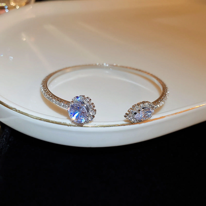 Wholesale Diamond Zircon Geometric Round Bracelet